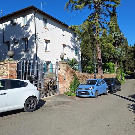 Hotel Mama' Castell'Anselmo Esterno foto